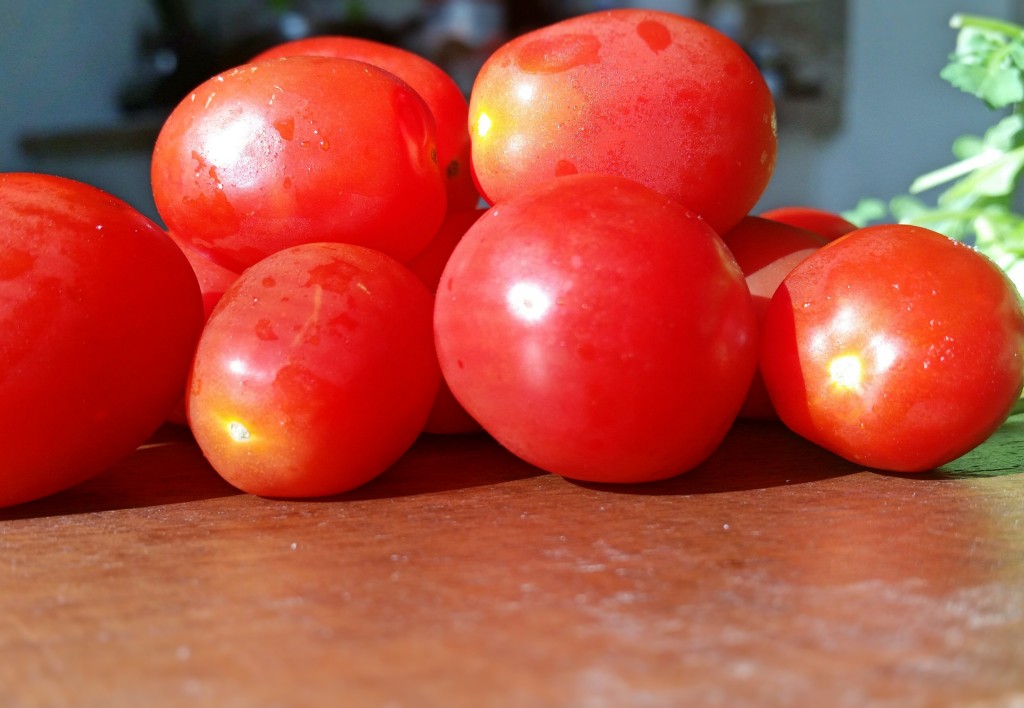 Clovers & Kale - Zoodles - Pesto - Grape Tomatoes