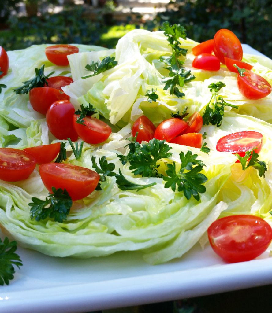 clovers-kale-vegan-wedge-salad-close-up